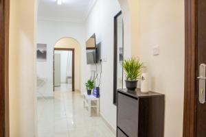 Luxurious Family 3 Bedroom Apartments 10 Mins Drive to Al-Masjid Nabawi - Nozol Noor 1
