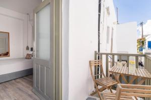 Brand New Deluxe Studio with Balcony Naousa center