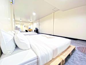 Studio townhouse near Airport and old town Chiang Mai