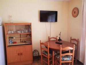 Appartement T2 à Argelès-sur-Mer - Proche plage, parking privé, loggia sud, 4 couchages - FR-1-388-4