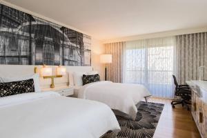 Avenue of the Arts Costa Mesa, a Tribute Portfolio Hotel