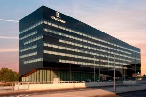 Renaissance Warsaw Airport Hotel, an Marriott Hotels