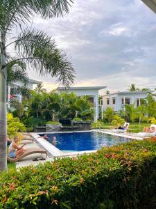 Red Picnic Hostel Panglao