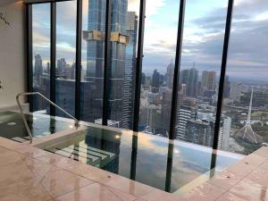 City View Luxury 3 Bedroom Apartment-Free Car Park