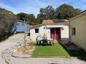 Maisons de vacances Proche Ajaccio maisonnette independante 4 personnes au calme : photos des chambres