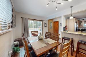 Pine Lantern Retreat