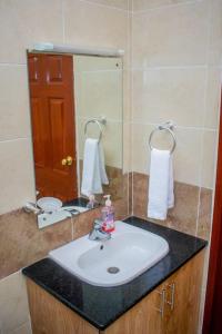 Elegant 1BR in Westlands, Workspace, Gym, Parking.