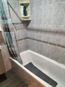 Habitación tranquila y familiar