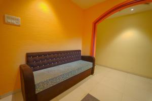 VEGGIES RESIDENCY & PURE VEG RESTAURANT