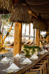 MAKO Sea & Suites
