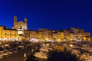 Appartements Appartement avec plage et parking : photos des chambres