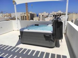 The Penthouse Suite @ Court Twenty-Five