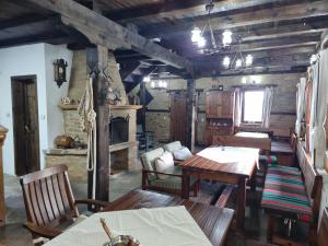 Leshten Valentins House