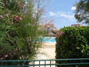 Appartements F2 Mezzanine avec Piscine, Parking et Climatisation a Palavas, Proche Plage et Centre-Ville - FR-1-559-8 : photos des chambres