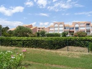 Appartements F2 Mezzanine avec Piscine, Parking et Climatisation a Palavas, Proche Plage et Centre-Ville - FR-1-559-8 : Appartement (4 Adultes)