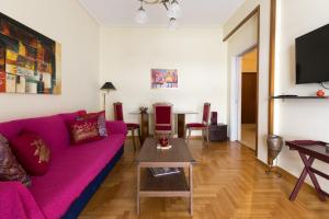 Tatis Parthenon apt 2bdr with balcony