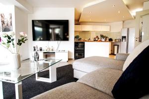 Appartements Luxury Monaco 2BD Suite & VIP Airport Transportation : photos des chambres