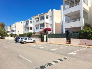 Estupendo Bajo en Urbanización Aldea de Puerto Rey