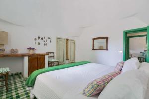 Trulli Il Cappero by Perle di Puglia