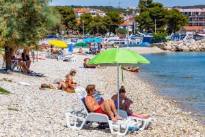 Lanterna Puntamika apt. near beach