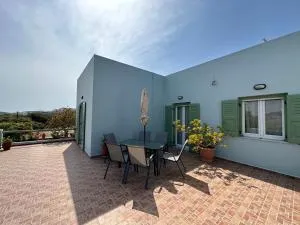 Eva’s House - Vari