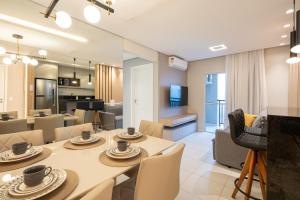 Apartamentos em Bal Piçarras 150 M DA PRAIA com SACADA, WI-FI, PISCINA, PORTARIA 24h, PLAYGROUND e vaga de GARAGEM