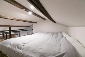 Private house for max 9ppl 2bed rooms 5 beds