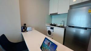 Perfect top pool view condo Astra sky river