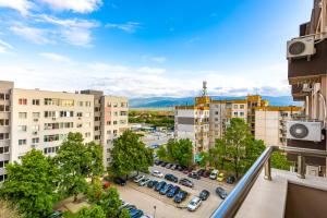South Plovdiv - 2BD Flat with Balcony by Flat Mаnager