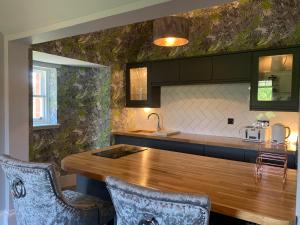 Pollokshields Burgh Hall Lodge Houses