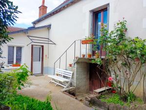 Maisons de vacances Petite maison etape Loire a velo ou Compostelle : photos des chambres