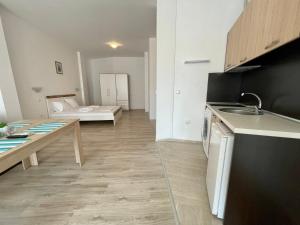 Sveti Vlas - Central Beach Studio by Flat Mаnаger