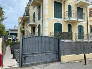 La Magnolia - Stazione Bordighera