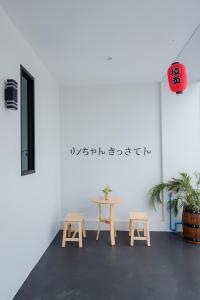 Phanomrung Hostel & Linn Chan Cafe พนมรุ้ง โฮส์เทล แอนด์ ลิณณ์จัง คาเฟ่