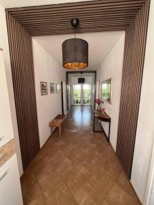 Spacious 4 bedroom apartment with free parking lot 