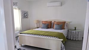 Brand New Sedona House by Kivoya