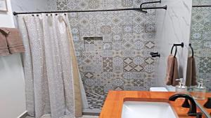 Brand New Sedona House by Kivoya