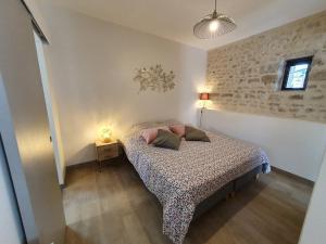 Maisons de vacances Gite Chilleurs-aux-Bois, 2 pieces, 2 personnes - FR-1-590-276 : photos des chambres