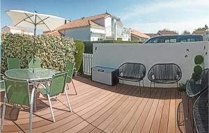 Stunning Home In La Faute Sur Mer