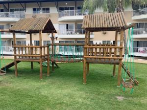 Muro Alto Marupiara Suites