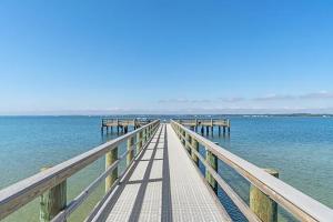 Sunset Harbor Palms 2-301