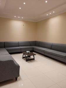 شركة وحدات الفلاح للشقق المخدومة