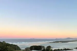 TenOneListon - Scotts Head