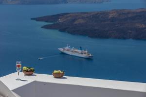 Dimitrios Cave House Santorini Greece