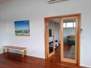 Surfside Escape - Surf Beach