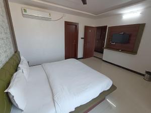 Hotel LAAKHAN BY GHUMO UDAIPUR