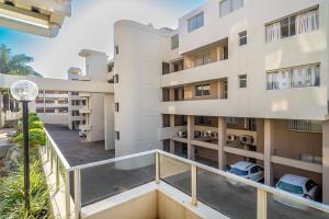 Breathtaking sea view apartment-Margate RSA