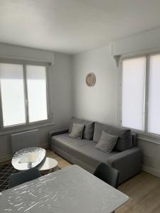 Appartements Charmant logement a 2 pas de la plage : photos des chambres