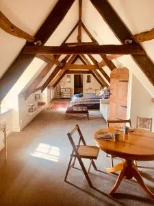 Grange stables - North Cheriton