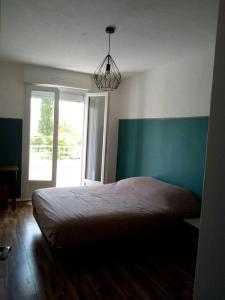 Appartements Appartement spacieux. P gratuit.plage a 13 min : photos des chambres